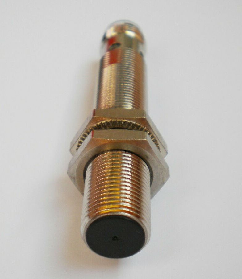 E2A-M12LS04-M1-B2